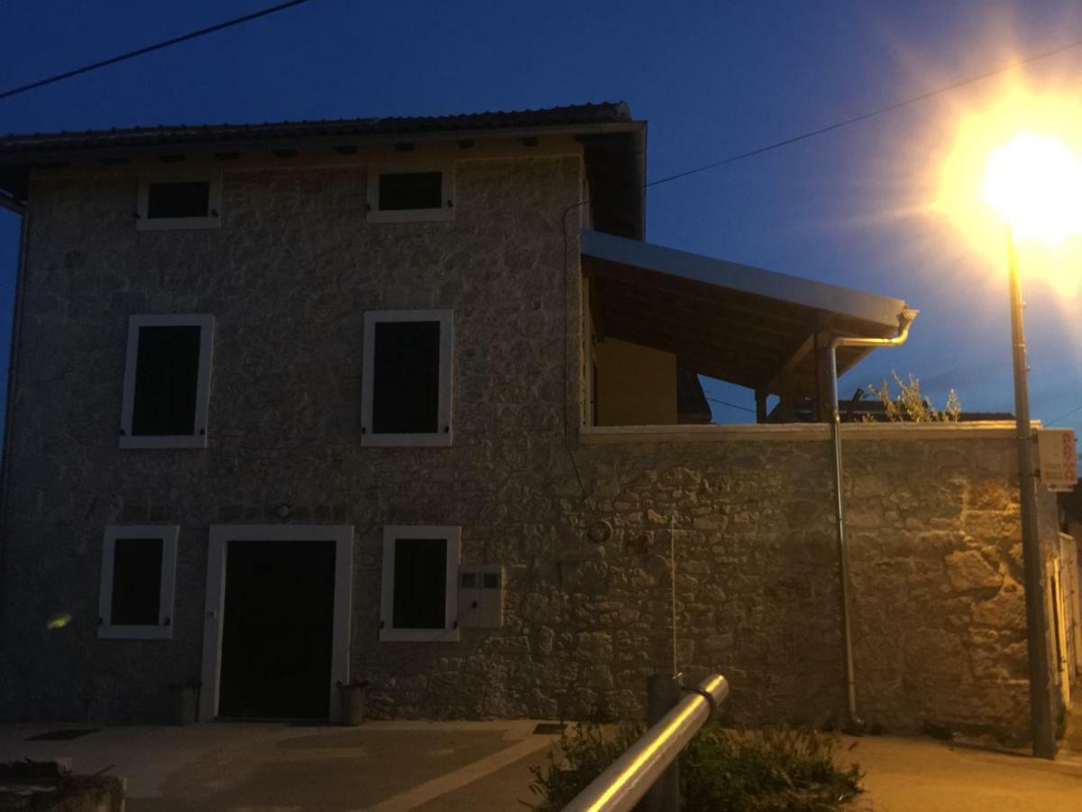 Stein Haus Villa Pirovac Exterior photo